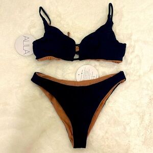 ALILA Moda Leopard Reversible Bikini Set